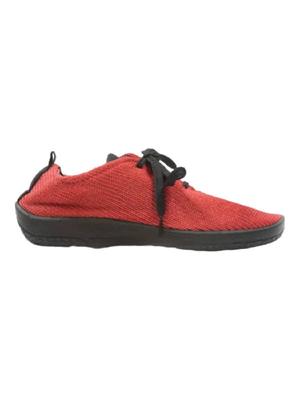 End Of The Year Women's Ls Sneaker In Red