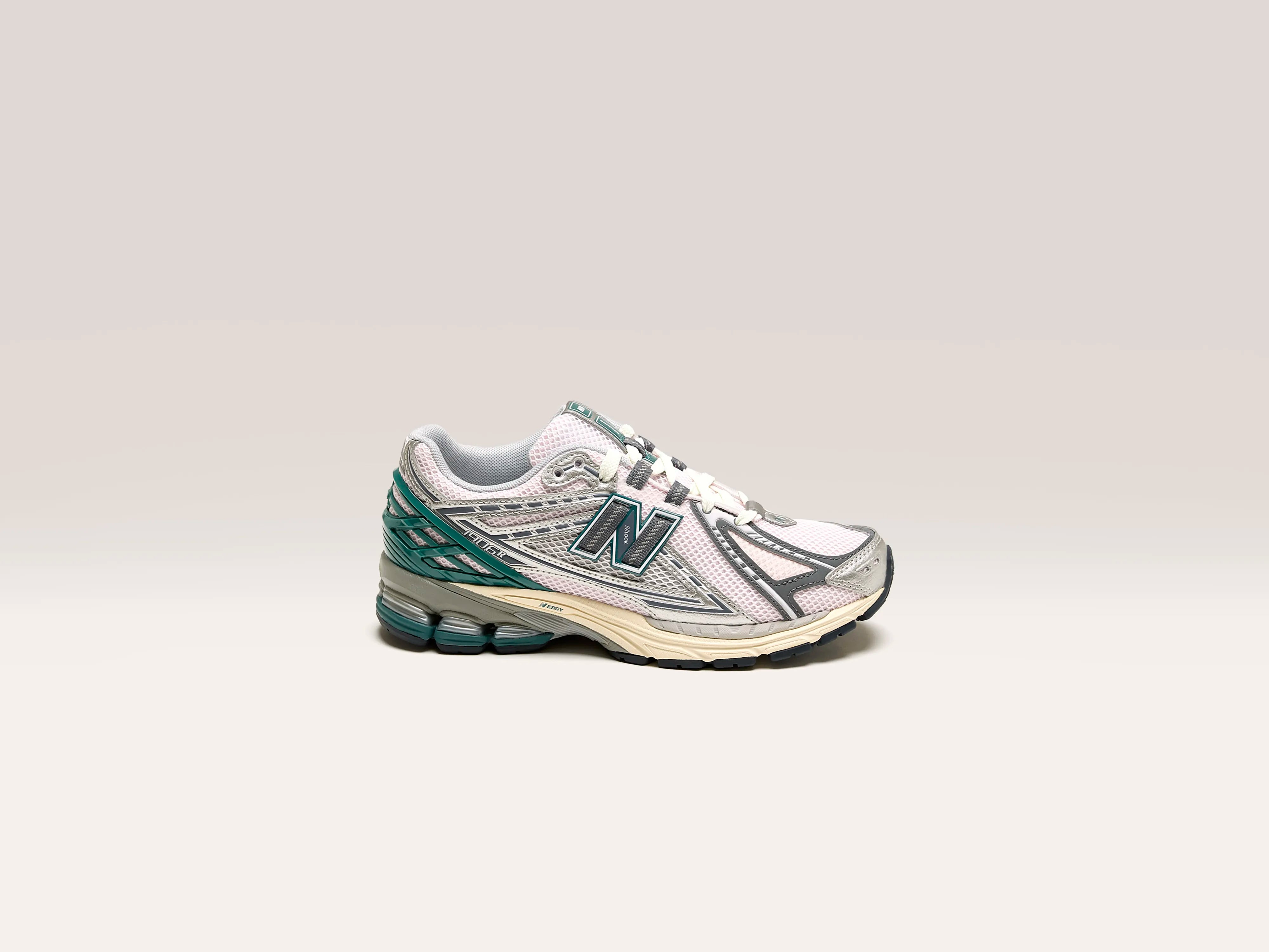 High-end atmosphere 1906R For Women (242 / W / SILVER)