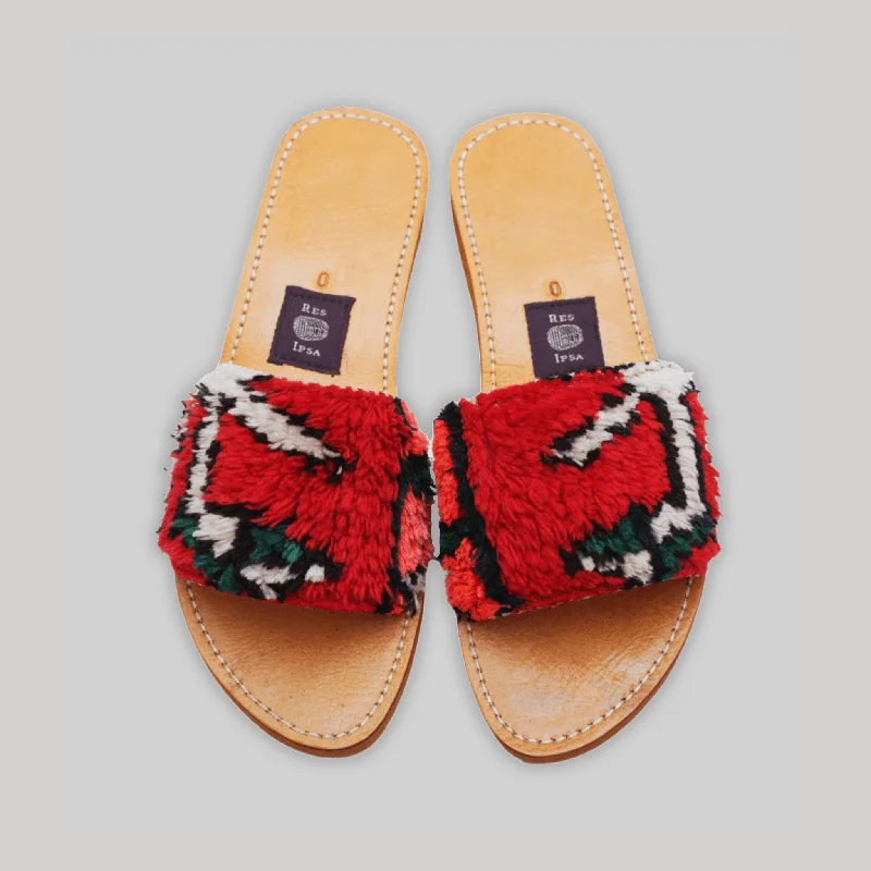 Designer Style Rug Sandal Size 10