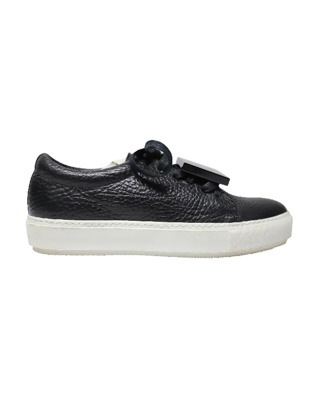 Classic Series Acne Studios Adriana Low Top Sneakers in Black Calfskin Leather