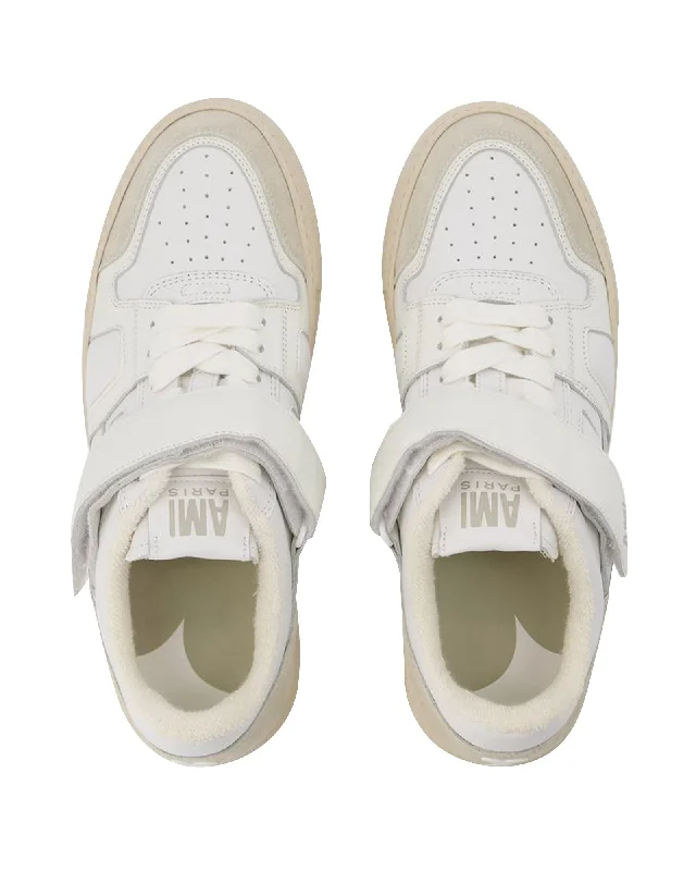 Comfortable Design Low-Top ADC Sneakers in White/Multi Leather