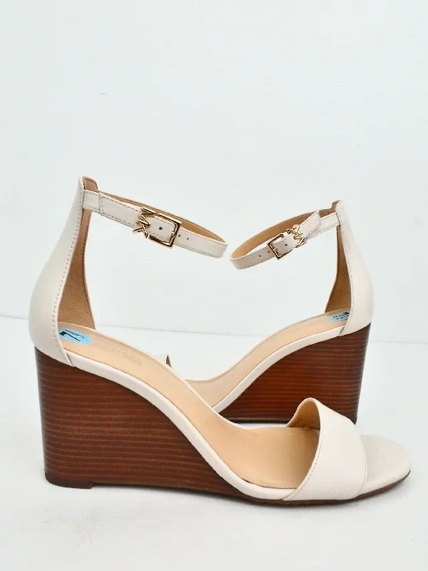 Wearable At Home Or Out Michael Kors Women's Beige Wedge Size 7.5 M
