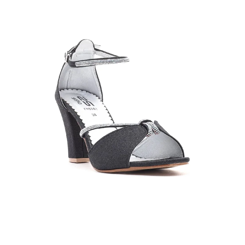 Fashionable And Versatile Black Fancy Sandal FN5387
