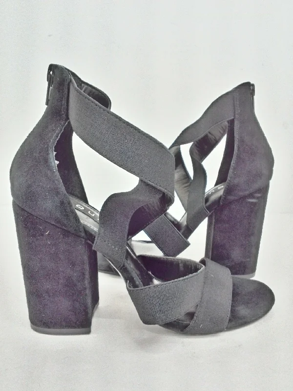 Hooded design AQUA Women's Frenz Black Suede Heeled Sandal Size 8 M
