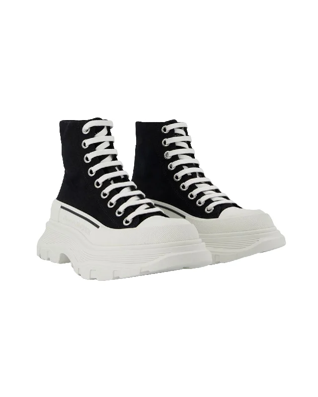 Casual And Casual Tread Sneakers - Alexander Mcqueen -  Black/White - Leather