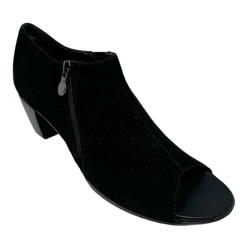 Classic Series Luisa Suede Open Toed Shoes Heels Block By Munro In Black, Size: 9.5