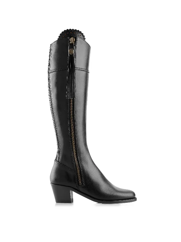 Classic Style Heeled Regina (Regular Fit) - Black Leather
