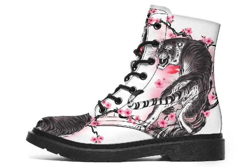 Trendy Items Tiger And Pink Flowers