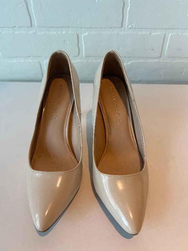 Trendy Traveler Shoes Heels Stiletto By Kelly And Katie In Cream, Size: 7