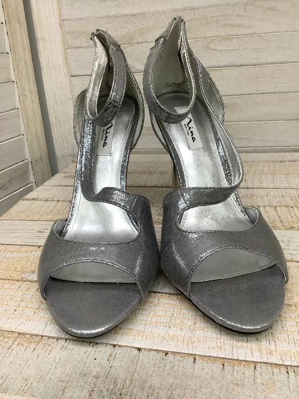 Sports Cool Shoes Heels Stiletto By Nina In Silver, Size: 9.5
