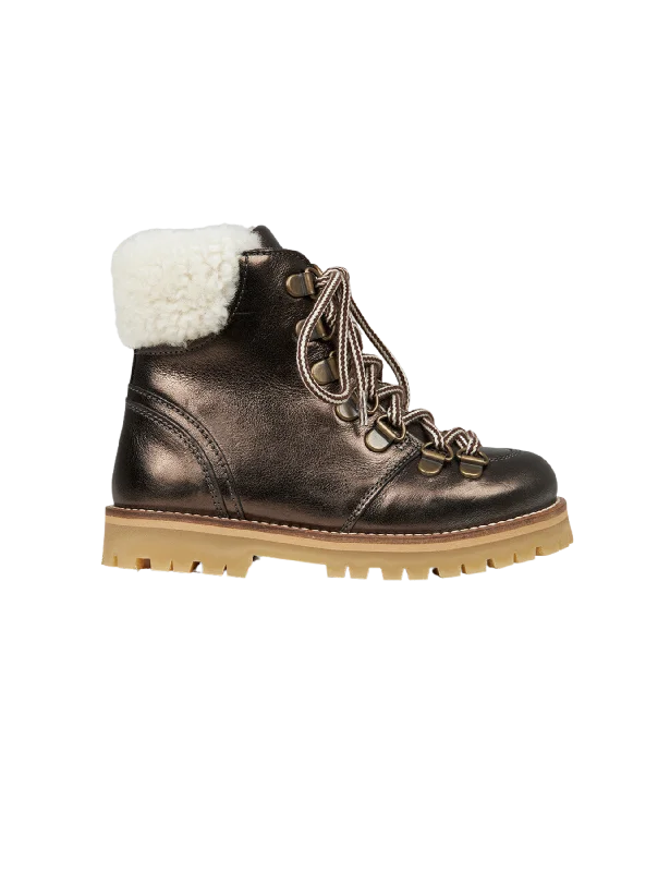 Ultra-lightweight Shearling Winter Boot - Beetle