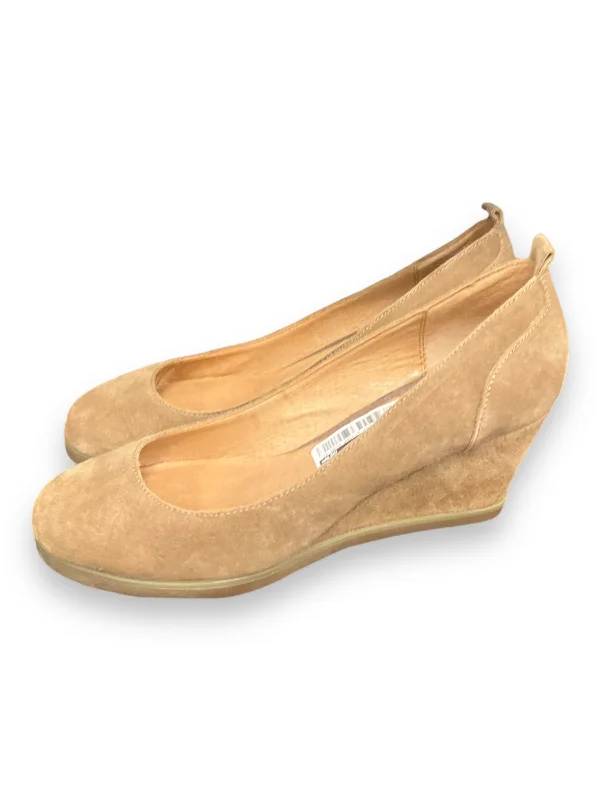 Designer Style Shoes Heels Espadrille Wedge By Aldo In Tan, Size: 7.5