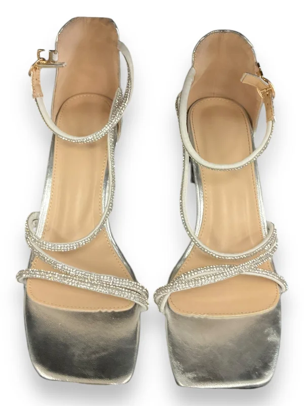 Elegant Style Shoes Heels Block By Clothes Mentor In Silver, Size: 8.5
