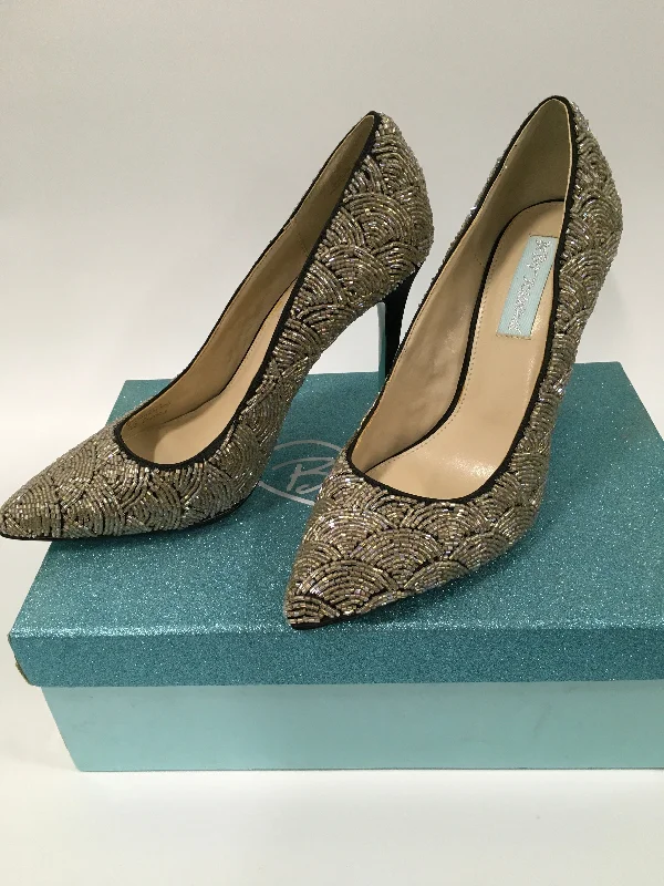 Unique Design Shoes Heels Stiletto By Betsey Johnson In Black & Silver, Size: 6