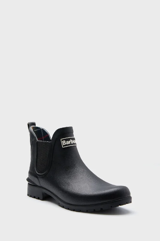 Bottom And Versatile Black Wilton Booties