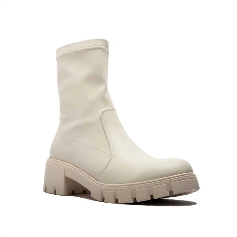 British casual Women's Lug Boots In Beige