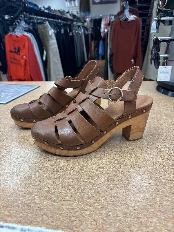 Sports Jacket Shoes Heels Block By Pilcro In Brown, Size: 8.5