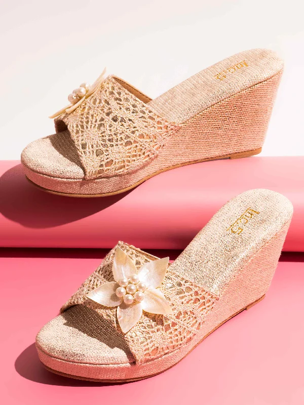 Elegant and noble Women Gold Textured Party Jute Wedge Heels with Bows