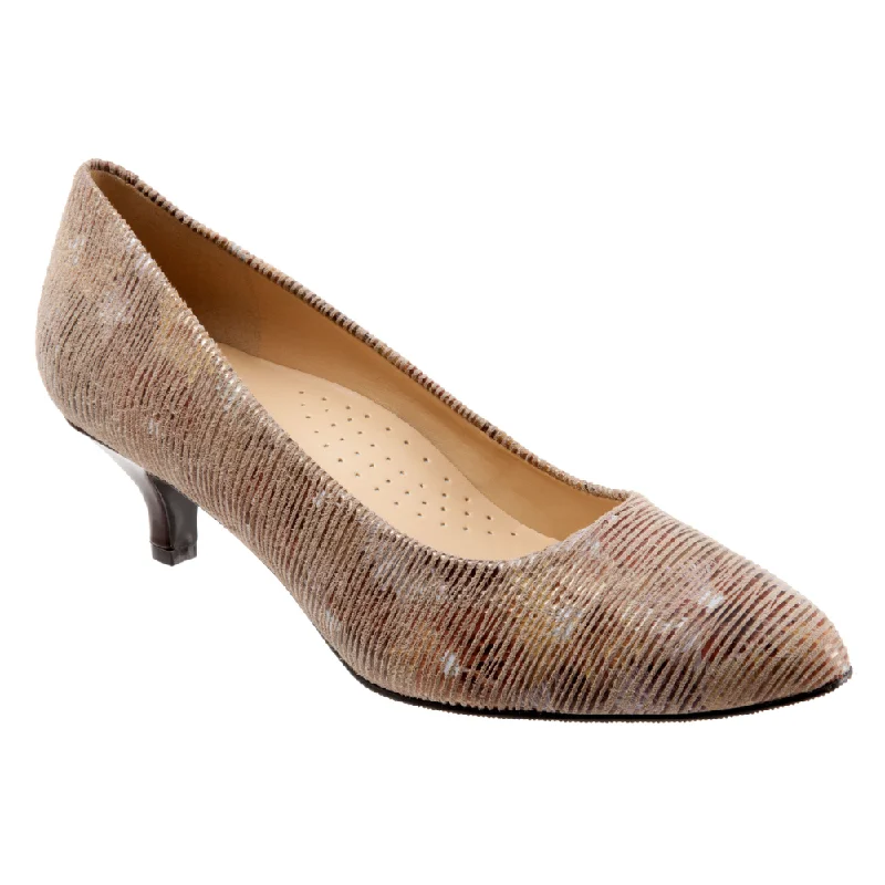 Wandering freely Trotters Kiera Tan Multi Leather Heel (Women's)