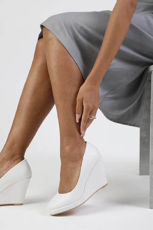 Street Style LUISA PLATFORM WEDGE HEEL COURT SHOES IN WHITE FAUX LEATHER