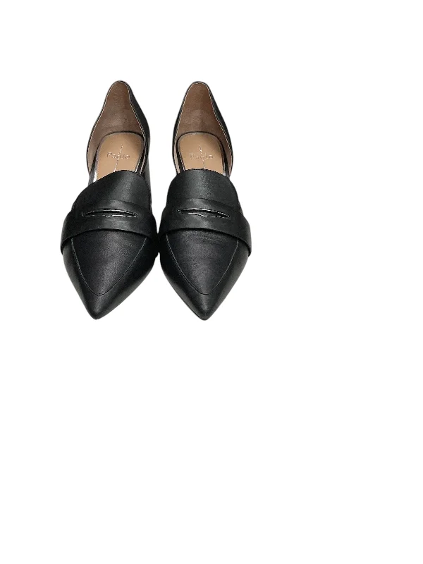 Sports Zipper Style Shoes Heels Block By Linea Paolo In Black, Size: 11