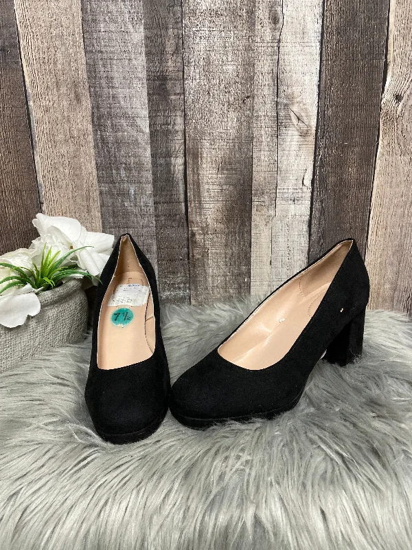 Low-key Luxury Shoes Heels Block By Bandolino In Black, Size: 7.5