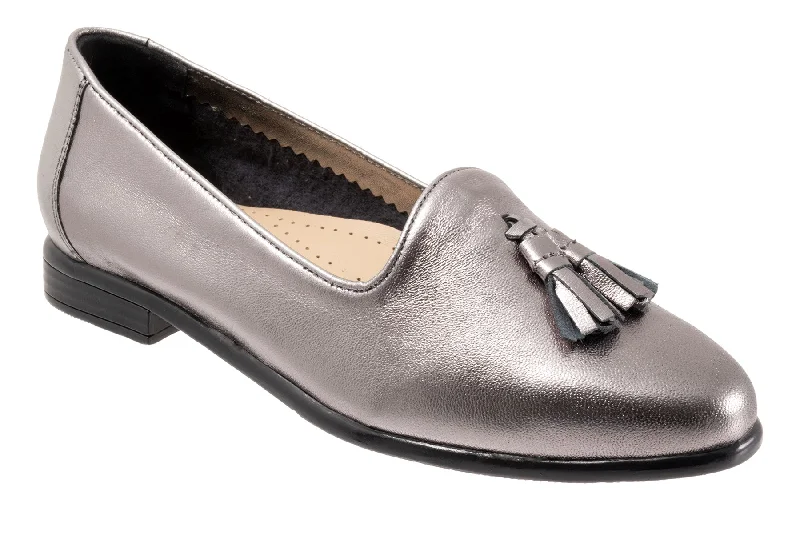 Casual Street Liz Tassel