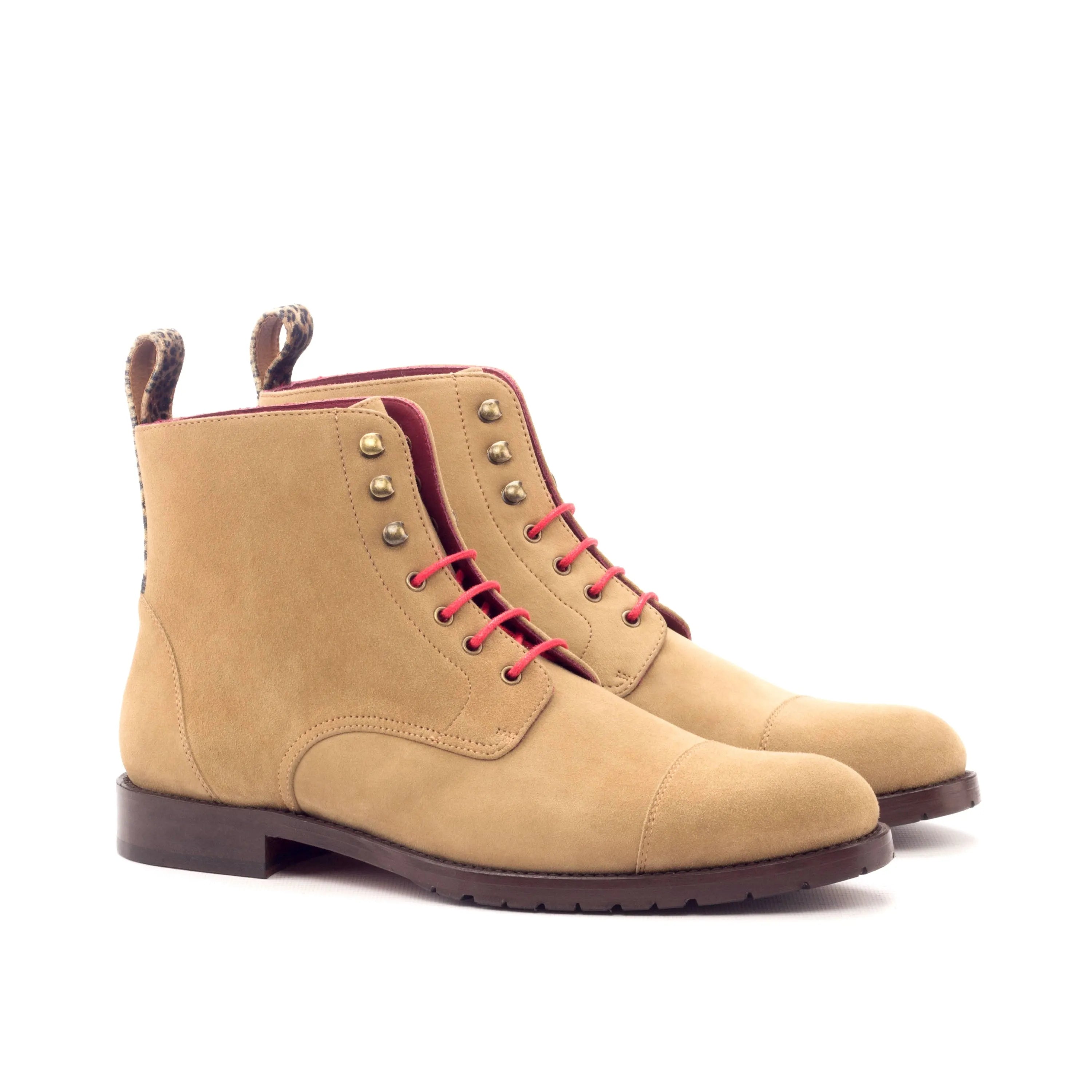 Boutique display Lorrain Ladies Captoe boots