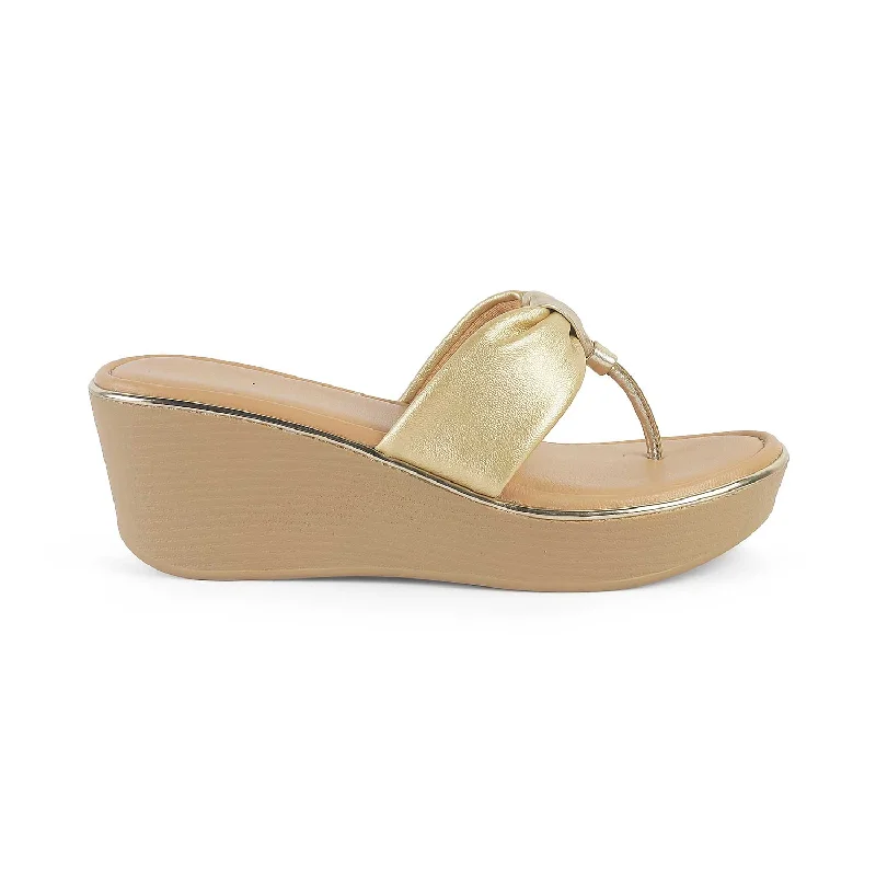 Classic style Tresmode Terifik Gold Women's Dress Wedge Sandals