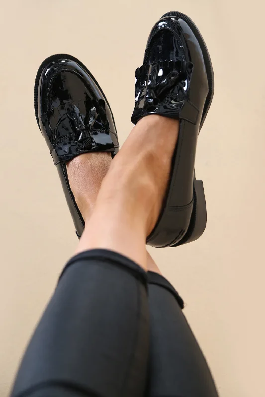 Casual And Versatile Black Patent Slip On Flatform Loafer Shoes With Tassle