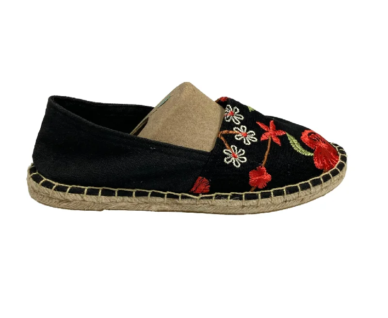 Classic Retro Jacobies Classic espadrilles Slip On Black Color Embroidered with Red and Green
