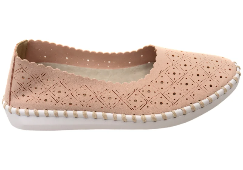 Cool Breeze At Night Natural Comfort Tai Womens Comfortable Shoes