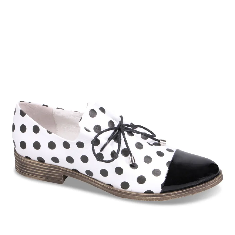 WHITE SPOTTED