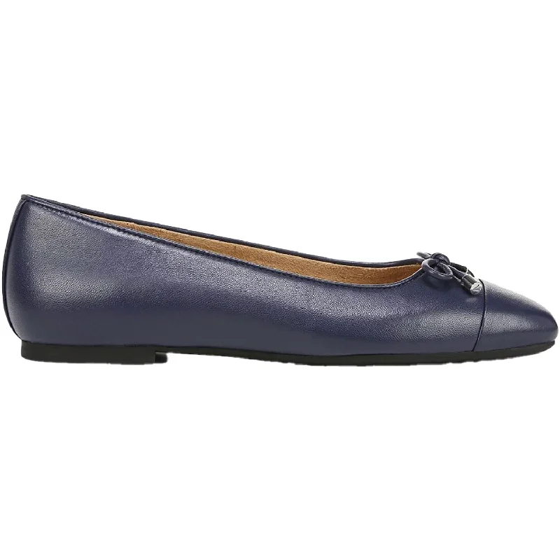 Single item design Women's Vionic Klara Navy Leather