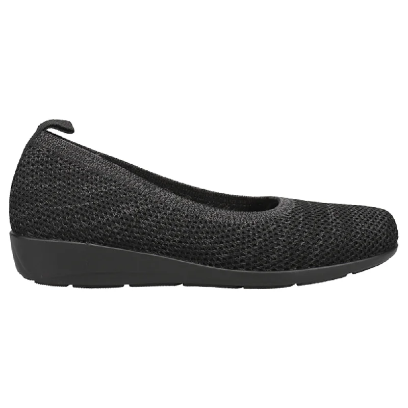 Elegant Tailoring Yen Ballet Flats